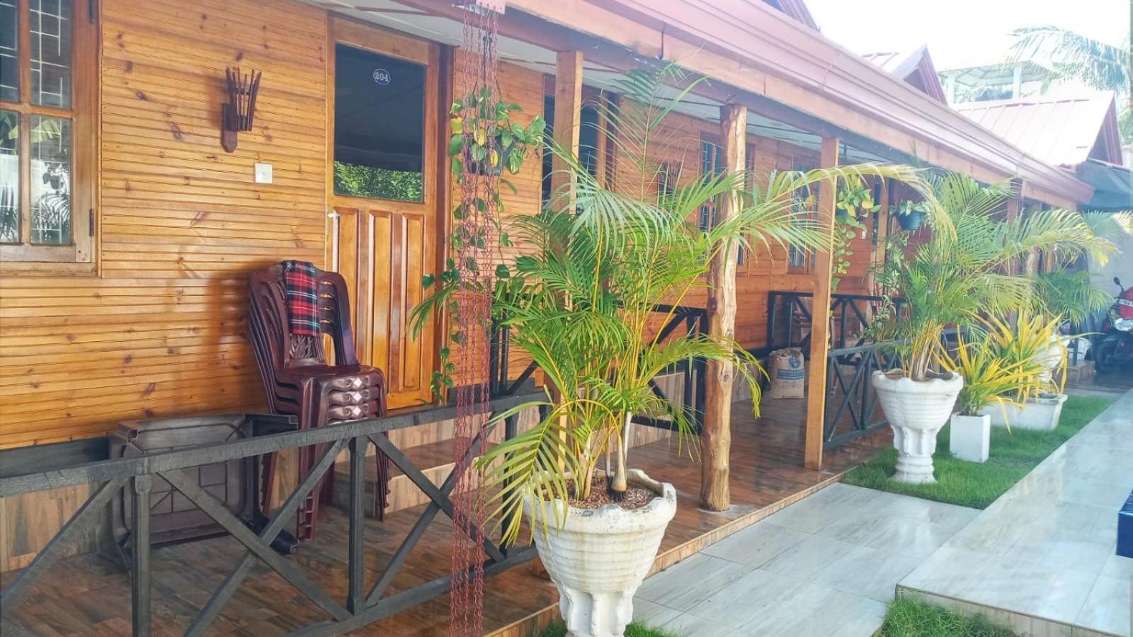 Alffa Guest Inn Trincomalee Exterior foto
